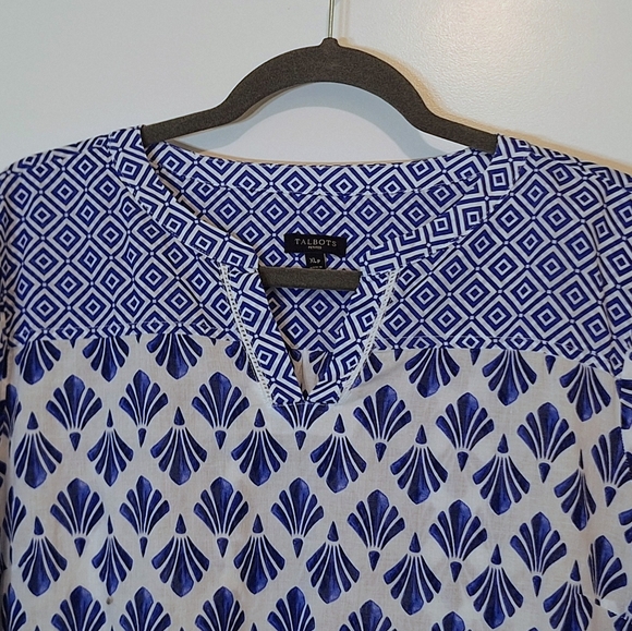 Talbots Cotton Blue & White Geometric Print V Neck Tunic Tasseled Hem Size XLP - Picture 3 of 10